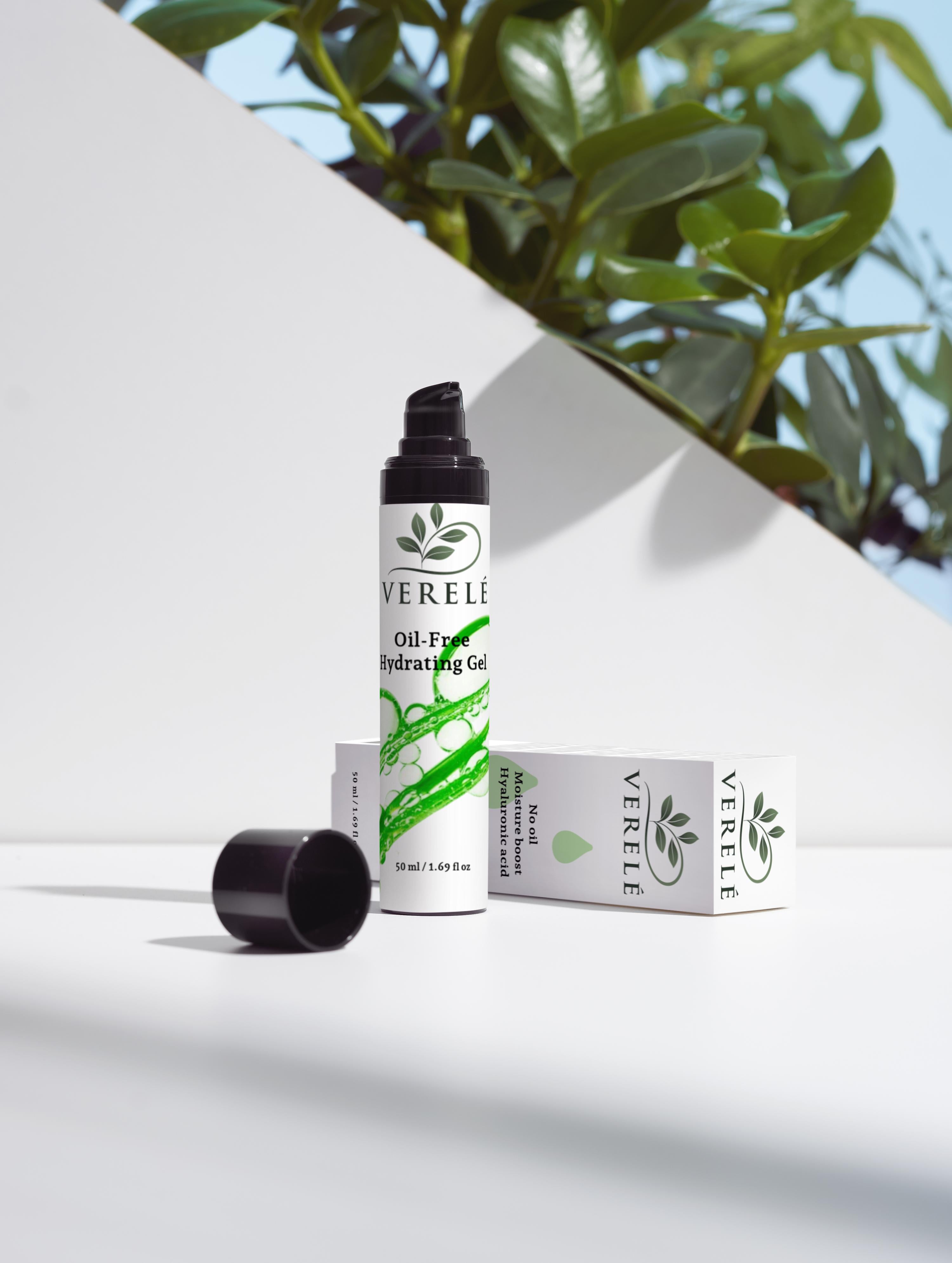 Oil-Free Hydrating Gel with Hyaluronic Acid, Betaine & Watercress Extract – Moisture Boost for Oily to Combination Skin – COSMOS NATURAL Certified, Made from Natural Ingredients in Europe by Verelé, 50 ml / 1.69 fl oz - Verele