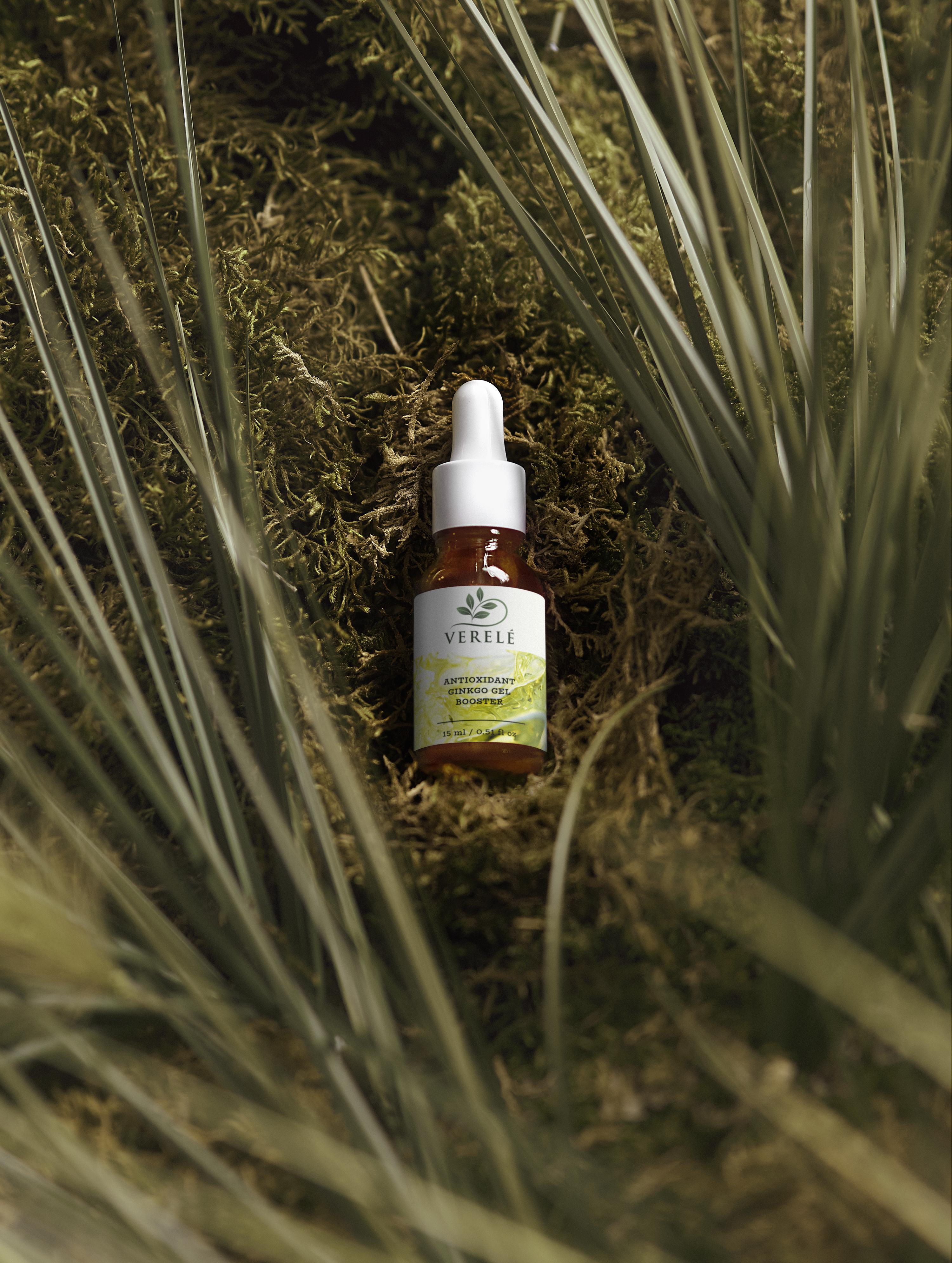 Antioxidant Ginkgo Gel Booster with Green Tea & Grape Seed – Hydrating & Protecting – COSMOS NATURAL Certified, Made from Natural Ingredients in Europe by Verelé, 15 ml / 0.51 fl oz - Verele