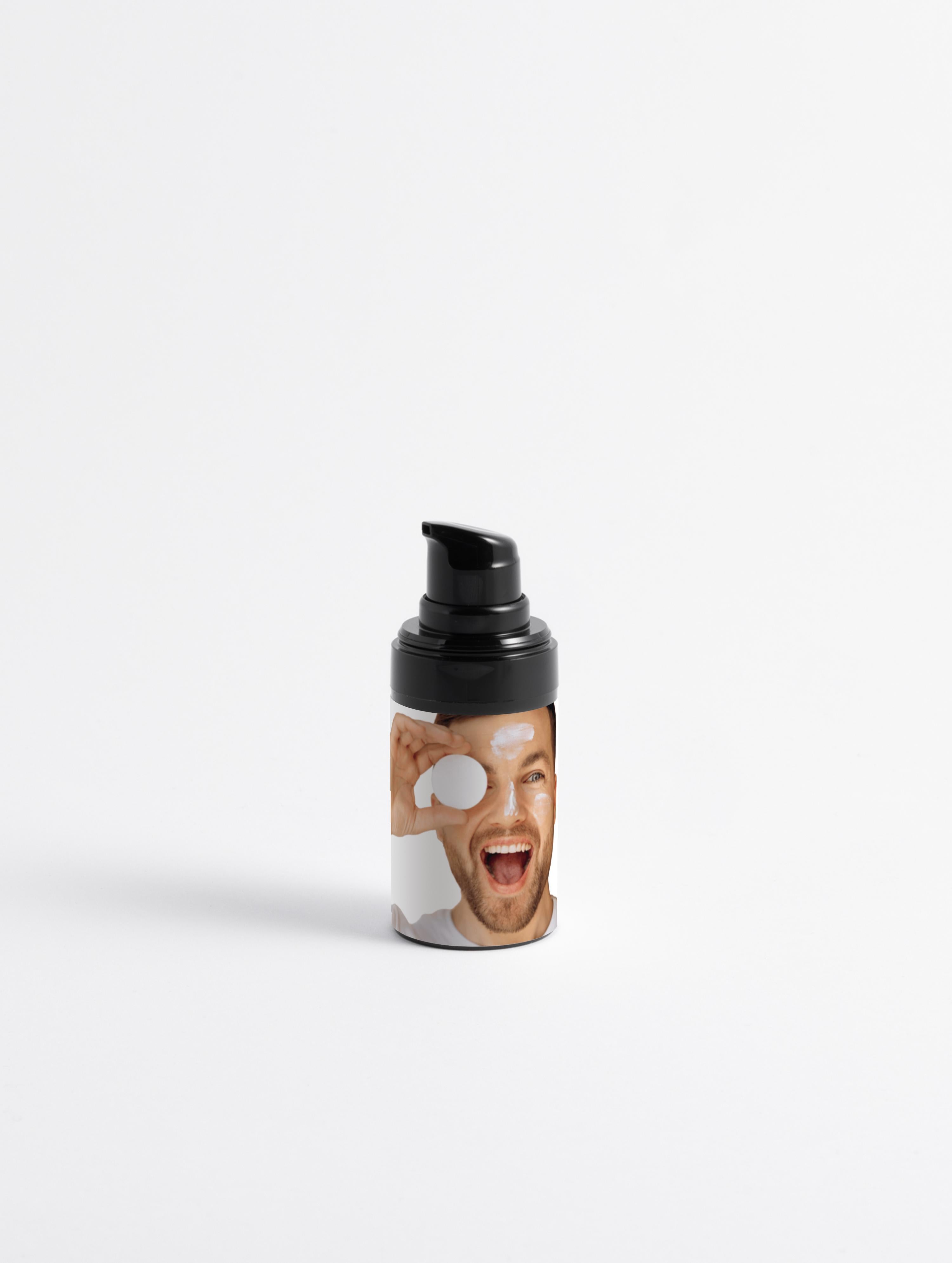 3-in-1 Anti-Aging Eye Cream for Men with Cannabidiol & Hyaluronic Acid – Hydrating & Refreshing – COSMOS NATURAL Certified, Made in Europe by Verelé,  15 ml / 0.51 fl oz - Verele