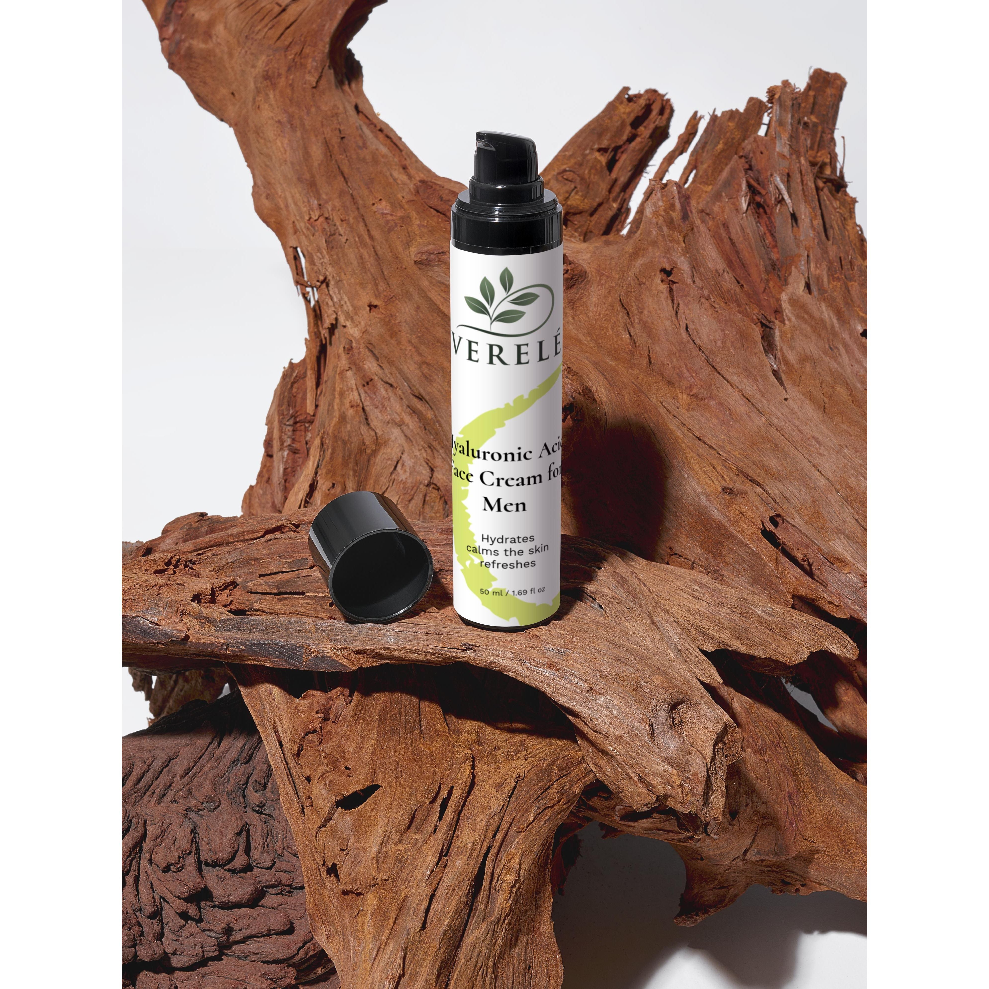 Hyaluronic Acid Face Cream for Men with Aloe & Jojoba Oil – Hydrating & Soothing After Shaving – COSMOS NATURAL Certified, Made from Natural Ingredients in Europe by Verelé, 50 ml / 1.69 fl oz - Verele