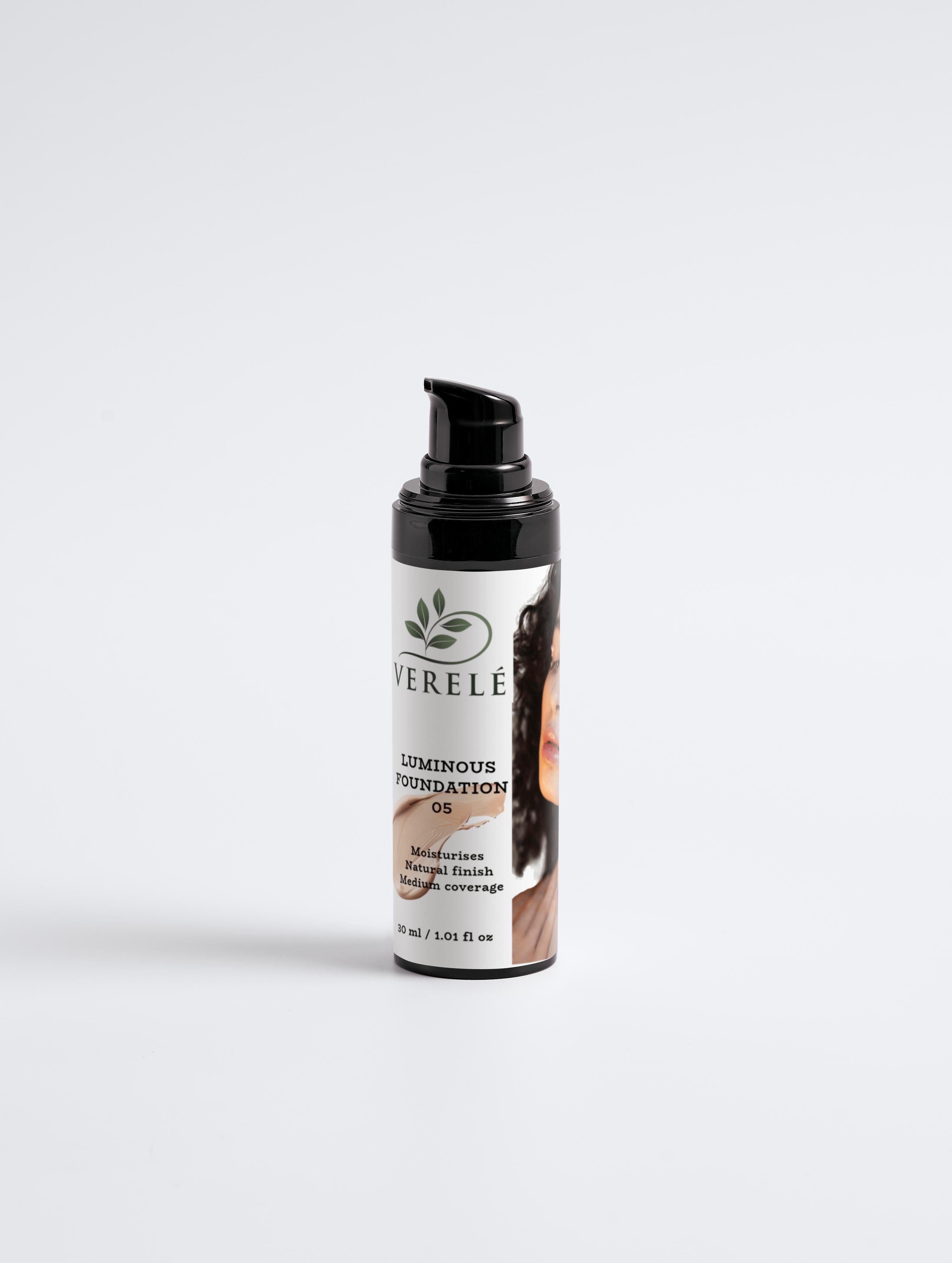 Luminous Foundation 05 with Aloe & Blueberry Extract – Medium Coverage & Natural Finish – Made from Natural Ingredients in Europe by Verelé, 30 ml / 1.01 fl oz - Verele